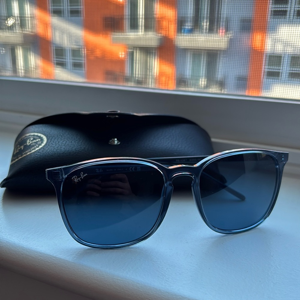 Ray Ban RB4387 Transparent Blue Sunglasses - Amazing condition!